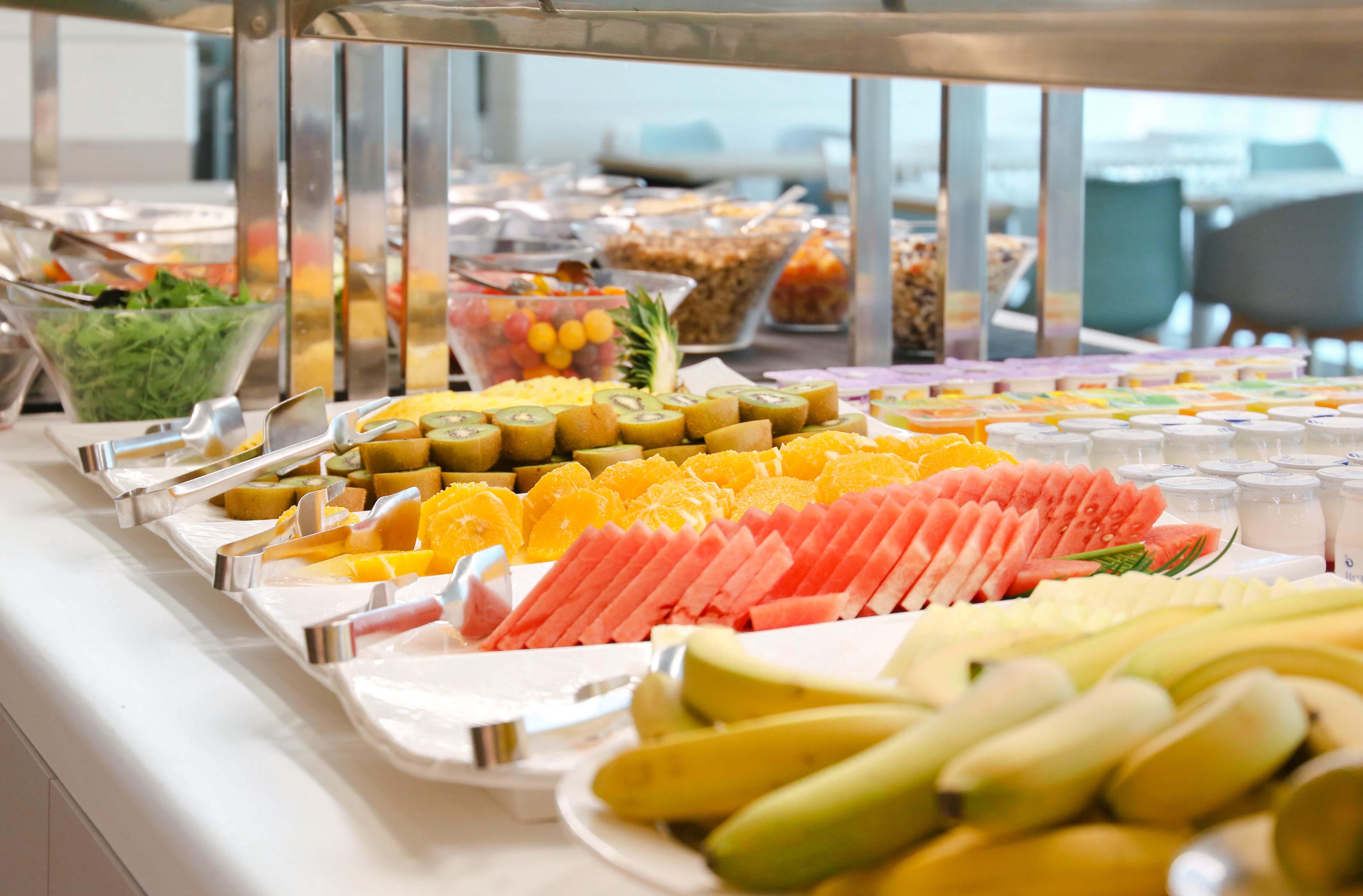 Kaktus Hotel Kaktus Playa - Adults Recommended Calella Exterior photo A fruit salad buffet