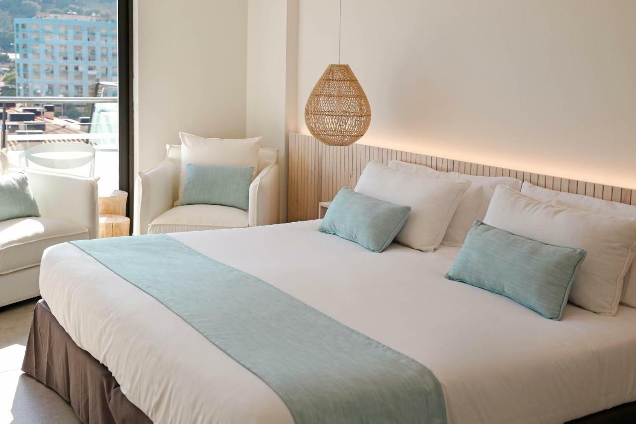Kaktus Hotel Kaktus Playa - Adults Recommended Calella Exterior photo A guest room at the hotel